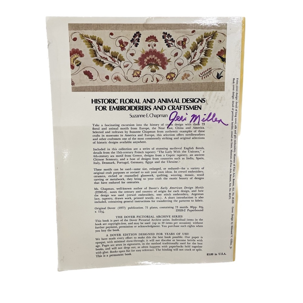 Vintage 1977 Historic Floral & Animal Designs For Embroiderers & Craftsmen - Picture 2 of 6